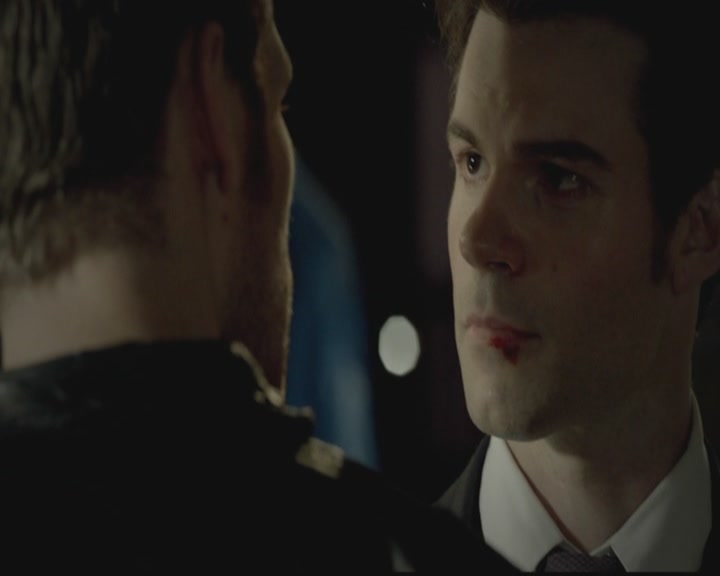 VampireDiariesWorld-dot-org_TheOriginals1x01AlwaysandForever1992.jpg