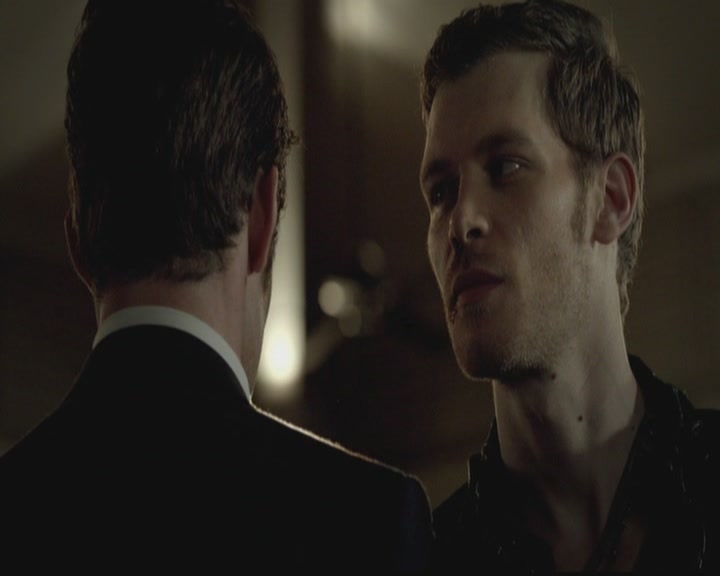 VampireDiariesWorld-dot-org_TheOriginals1x01AlwaysandForever1994.jpg