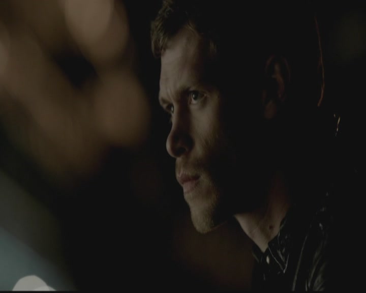 VampireDiariesWorld-dot-org_TheOriginals1x01AlwaysandForever2004.jpg