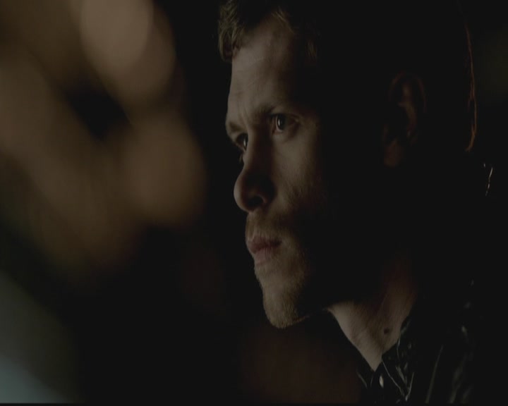 VampireDiariesWorld-dot-org_TheOriginals1x01AlwaysandForever2008.jpg