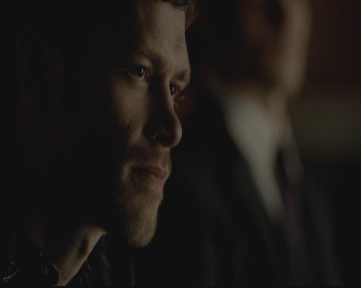 VampireDiariesWorld-dot-org_TheOriginals1x01AlwaysandForever2077.jpg