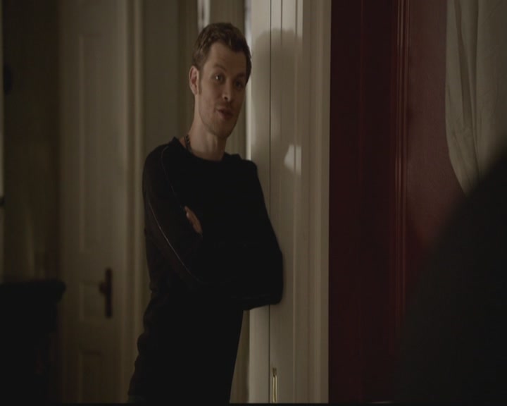 VampireDiariesWorld-dot-org_TheOriginals1x01AlwaysandForever2220.jpg