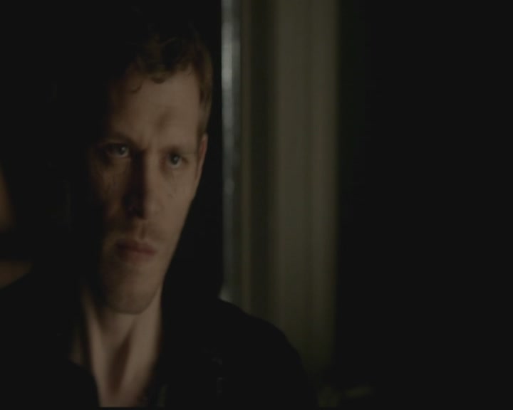 VampireDiariesWorld-dot-org_TheOriginals1x01AlwaysandForever2228.jpg