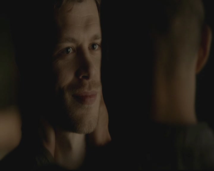 VampireDiariesWorld-dot-org_TheOriginals1x01AlwaysandForever2235.jpg