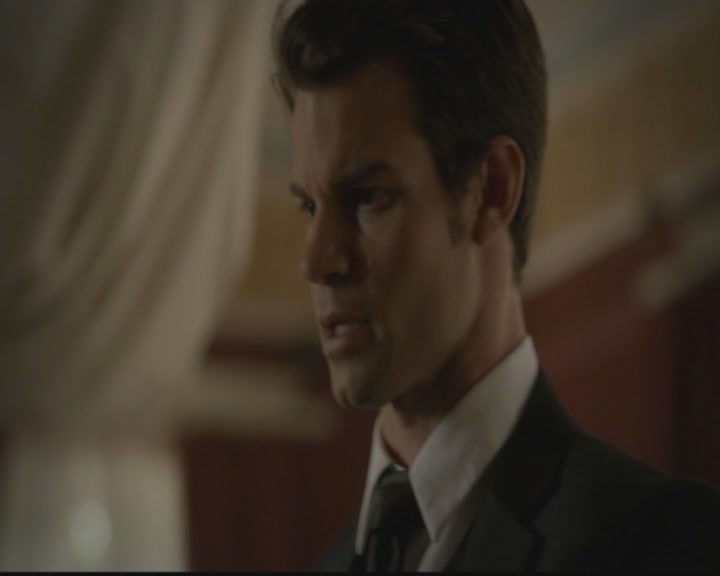 VampireDiariesWorld-dot-org_TheOriginals1x01AlwaysandForever2256.jpg