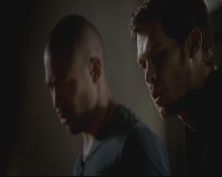 VampireDiariesWorld-dot-org_TheOriginals1x02HouseOfTheRisingSun0061.jpg