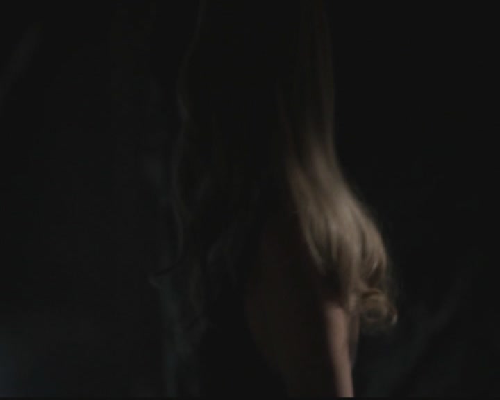 VampireDiariesWorld-dot-org_TheOriginals1x02HouseOfTheRisingSun0410.jpg