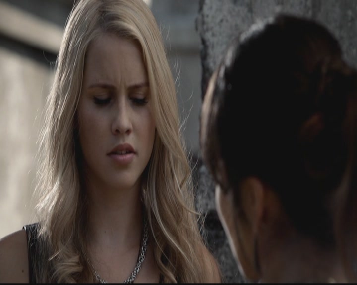 VampireDiariesWorld-dot-org_TheOriginals1x02HouseOfTheRisingSun0595.jpg