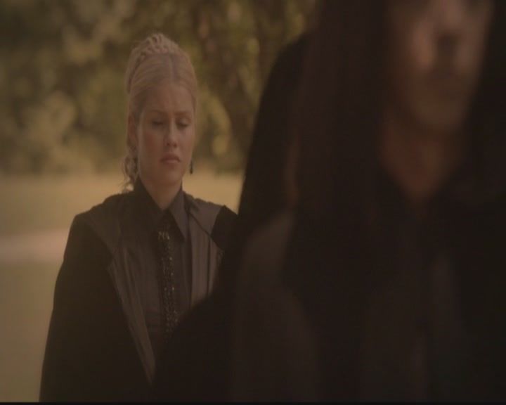 VampireDiariesWorld-dot-org_TheOriginals1x02HouseOfTheRisingSun0649.jpg