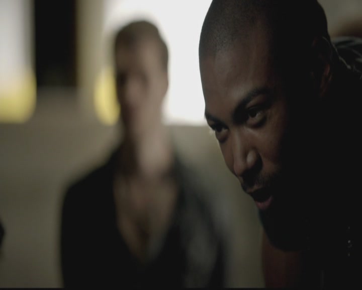 VampireDiariesWorld-dot-org_TheOriginals1x02HouseOfTheRisingSun0966.jpg