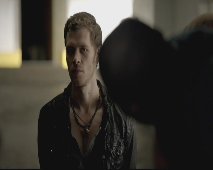 VampireDiariesWorld-dot-org_TheOriginals1x02HouseOfTheRisingSun0968.jpg