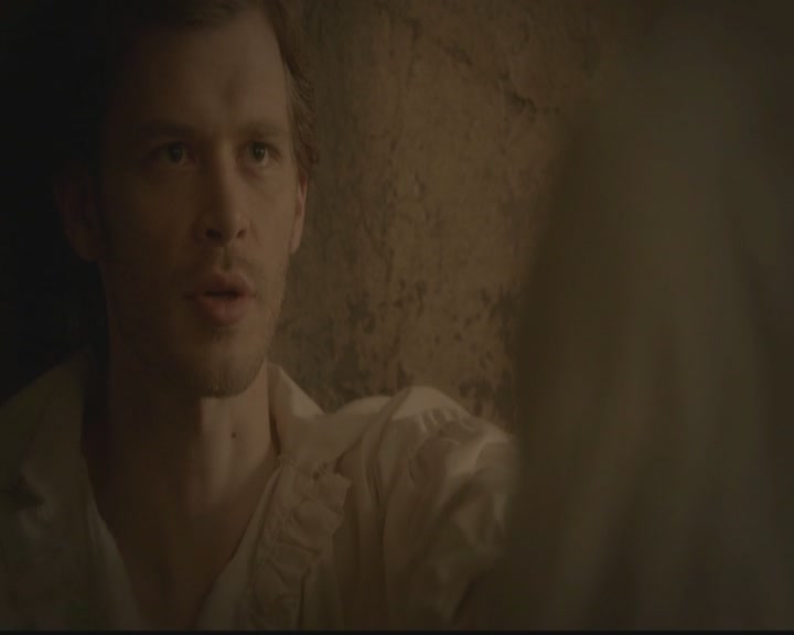 VampireDiariesWorld-dot-org_TheOriginals1x02HouseOfTheRisingSun1090.jpg