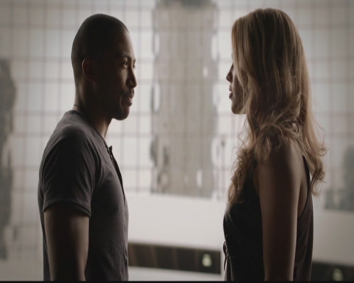 VampireDiariesWorld-dot-org_TheOriginals1x02HouseOfTheRisingSun1141.jpg