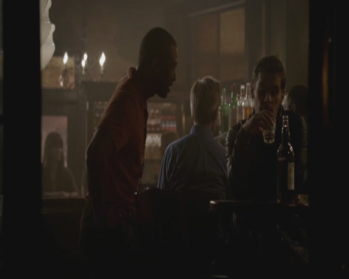 VampireDiariesWorld-dot-org_TheOriginals1x02HouseOfTheRisingSun1169.jpg