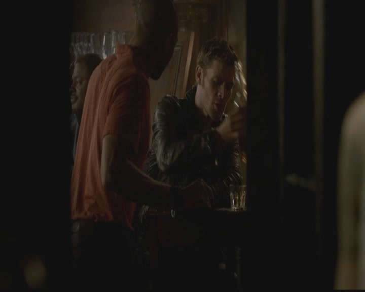 VampireDiariesWorld-dot-org_TheOriginals1x02HouseOfTheRisingSun1172.jpg