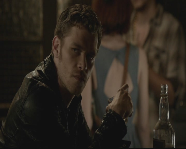 VampireDiariesWorld-dot-org_TheOriginals1x02HouseOfTheRisingSun1191.jpg