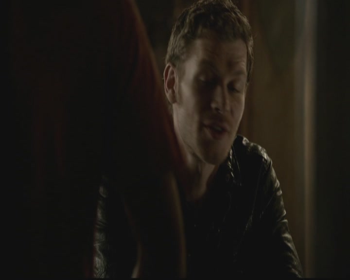 VampireDiariesWorld-dot-org_TheOriginals1x02HouseOfTheRisingSun1198.jpg