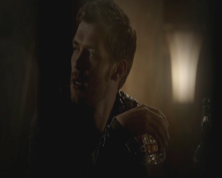 VampireDiariesWorld-dot-org_TheOriginals1x02HouseOfTheRisingSun1209.jpg