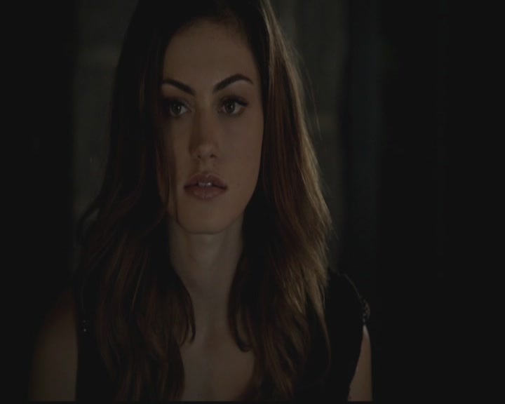 VampireDiariesWorld-dot-org_TheOriginals1x02HouseOfTheRisingSun1219.jpg