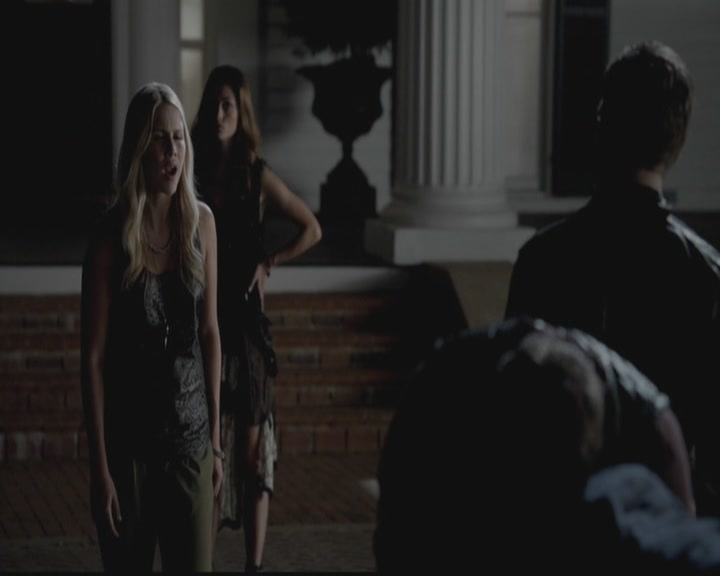 VampireDiariesWorld-dot-org_TheOriginals1x02HouseOfTheRisingSun1283.jpg