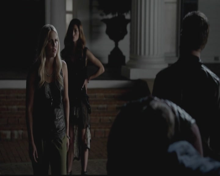 VampireDiariesWorld-dot-org_TheOriginals1x02HouseOfTheRisingSun1284.jpg