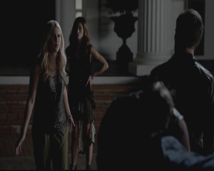 VampireDiariesWorld-dot-org_TheOriginals1x02HouseOfTheRisingSun1285.jpg