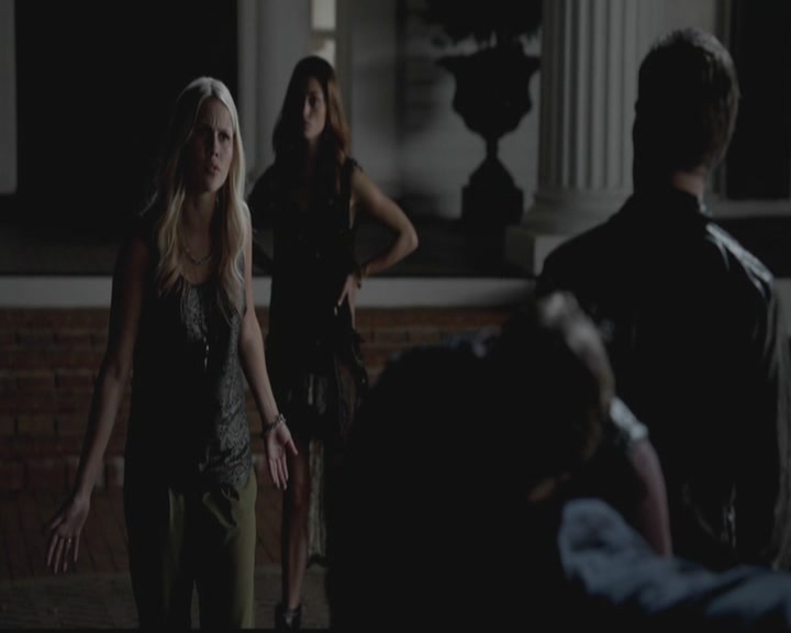 VampireDiariesWorld-dot-org_TheOriginals1x02HouseOfTheRisingSun1286.jpg