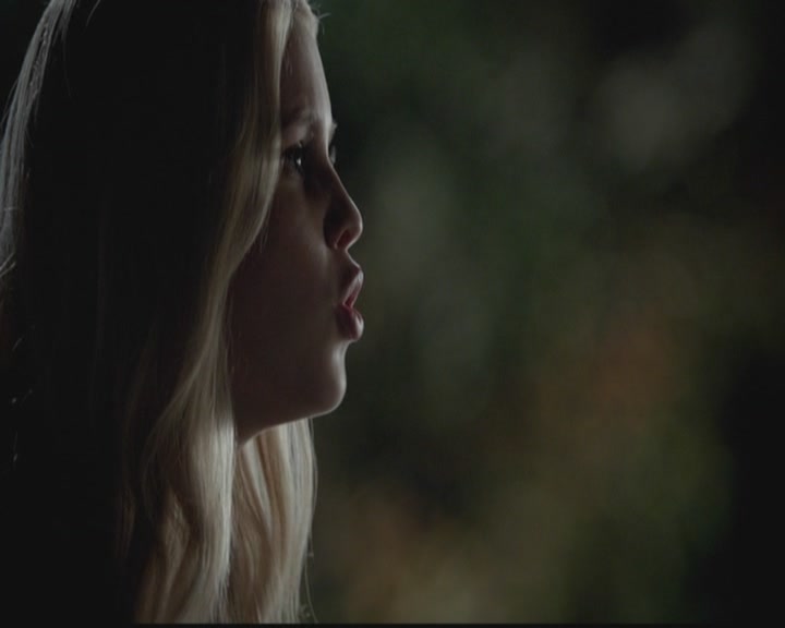 VampireDiariesWorld-dot-org_TheOriginals1x02HouseOfTheRisingSun1295.jpg