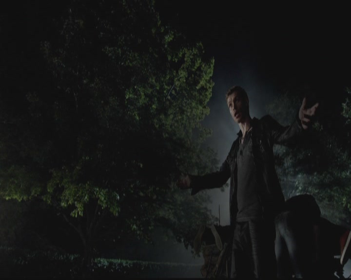 VampireDiariesWorld-dot-org_TheOriginals1x02HouseOfTheRisingSun1309.jpg