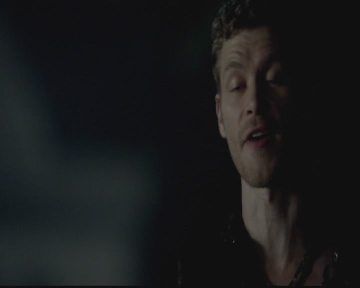 VampireDiariesWorld-dot-org_TheOriginals1x02HouseOfTheRisingSun1315.jpg