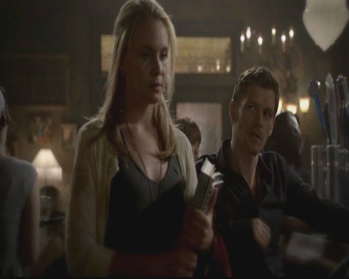 VampireDiariesWorld-dot-org_TheOriginals1x02HouseOfTheRisingSun1358.jpg