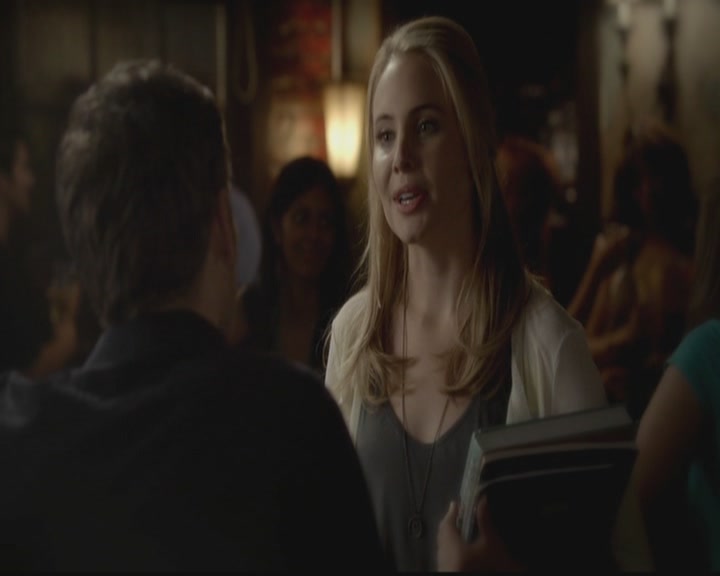 VampireDiariesWorld-dot-org_TheOriginals1x02HouseOfTheRisingSun1369.jpg