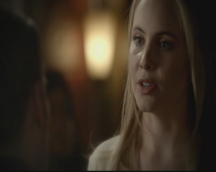 VampireDiariesWorld-dot-org_TheOriginals1x02HouseOfTheRisingSun1384.jpg