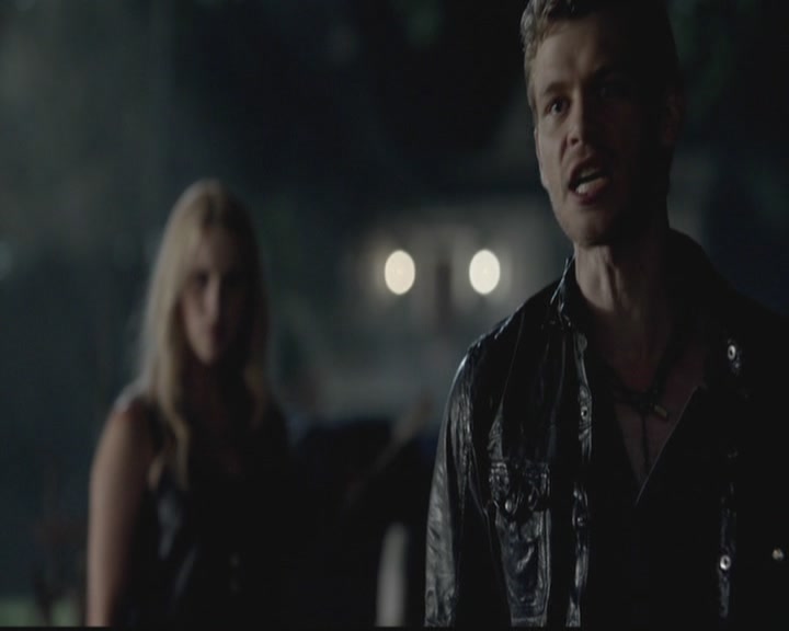 VampireDiariesWorld-dot-org_TheOriginals1x02HouseOfTheRisingSun1409.jpg