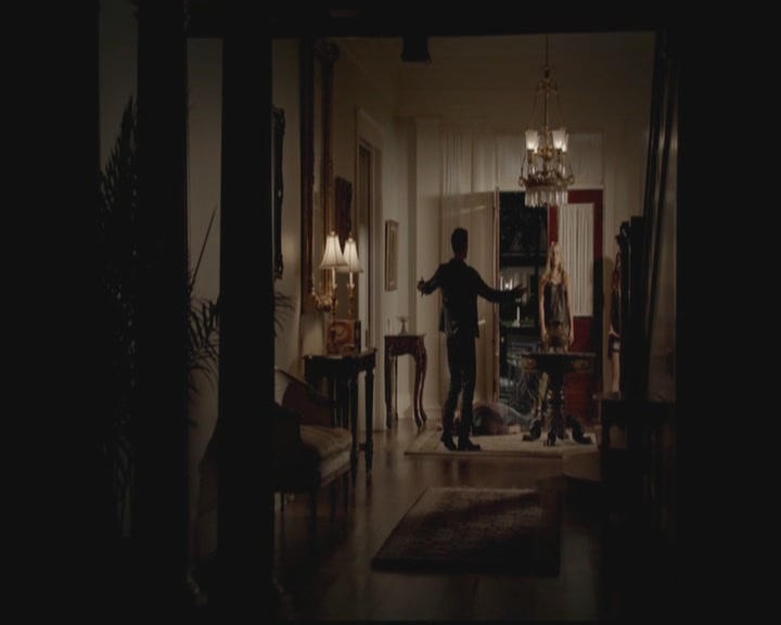 VampireDiariesWorld-dot-org_TheOriginals1x02HouseOfTheRisingSun1419.jpg