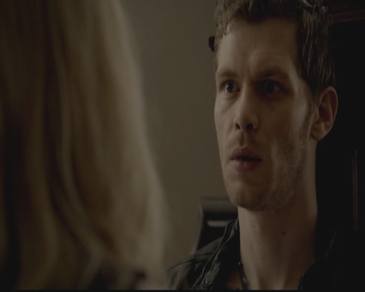 VampireDiariesWorld-dot-org_TheOriginals1x02HouseOfTheRisingSun1466.jpg