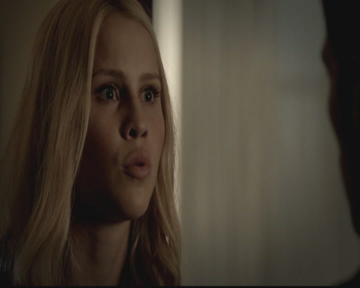 VampireDiariesWorld-dot-org_TheOriginals1x02HouseOfTheRisingSun1470.jpg