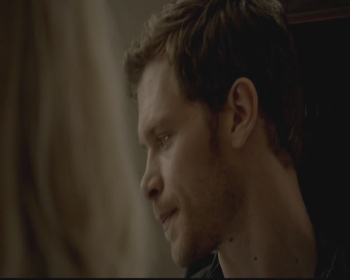 VampireDiariesWorld-dot-org_TheOriginals1x02HouseOfTheRisingSun1482.jpg