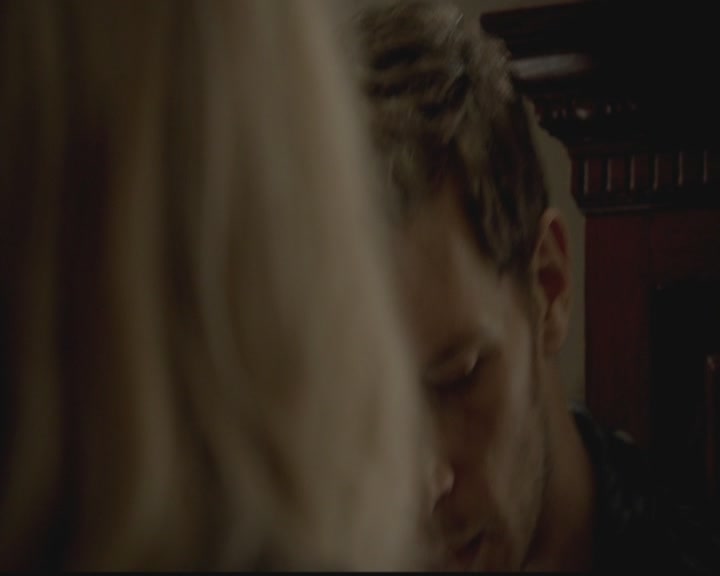 VampireDiariesWorld-dot-org_TheOriginals1x02HouseOfTheRisingSun1483.jpg