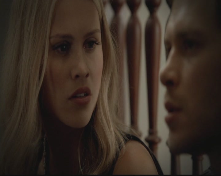 VampireDiariesWorld-dot-org_TheOriginals1x02HouseOfTheRisingSun1538.jpg