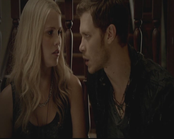 VampireDiariesWorld-dot-org_TheOriginals1x02HouseOfTheRisingSun1546.jpg