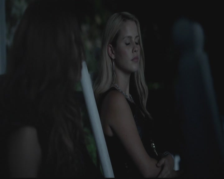 VampireDiariesWorld-dot-org_TheOriginals1x02HouseOfTheRisingSun1565.jpg