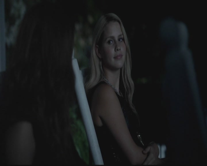 VampireDiariesWorld-dot-org_TheOriginals1x02HouseOfTheRisingSun1579.jpg