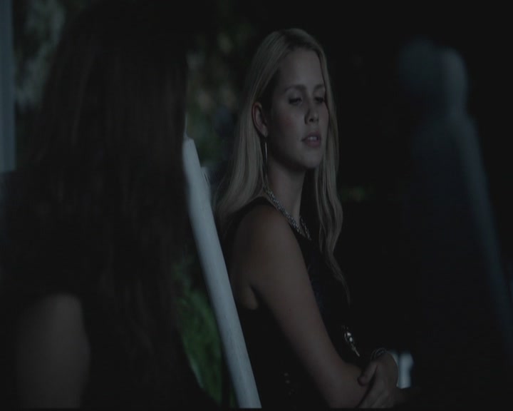 VampireDiariesWorld-dot-org_TheOriginals1x02HouseOfTheRisingSun1607.jpg