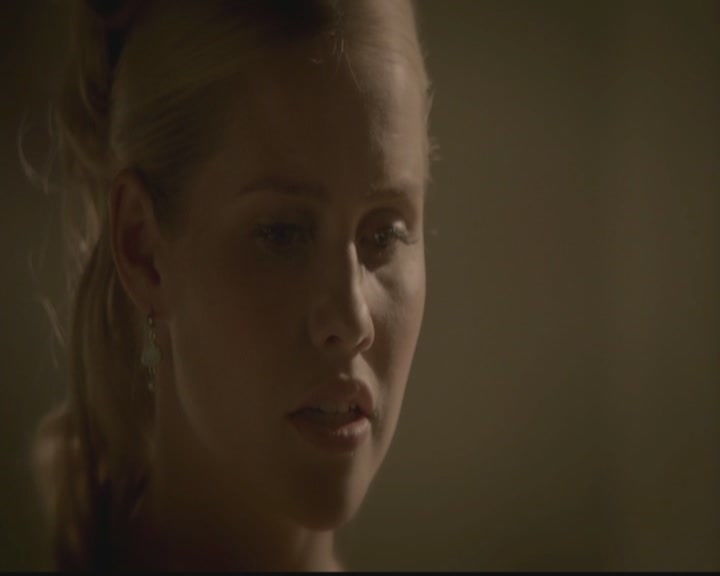 VampireDiariesWorld-dot-org_TheOriginals1x02HouseOfTheRisingSun1685.jpg