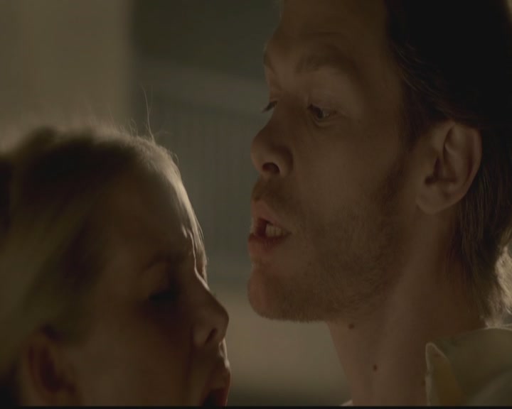 VampireDiariesWorld-dot-org_TheOriginals1x02HouseOfTheRisingSun1692.jpg