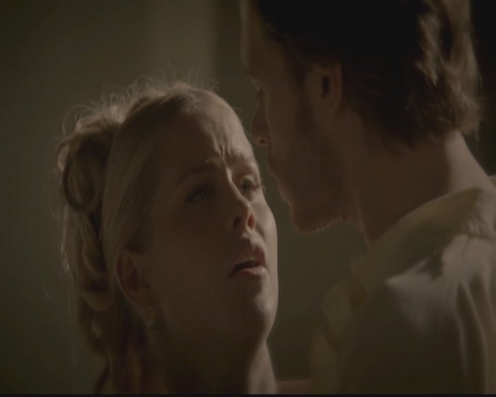 VampireDiariesWorld-dot-org_TheOriginals1x02HouseOfTheRisingSun1697.jpg