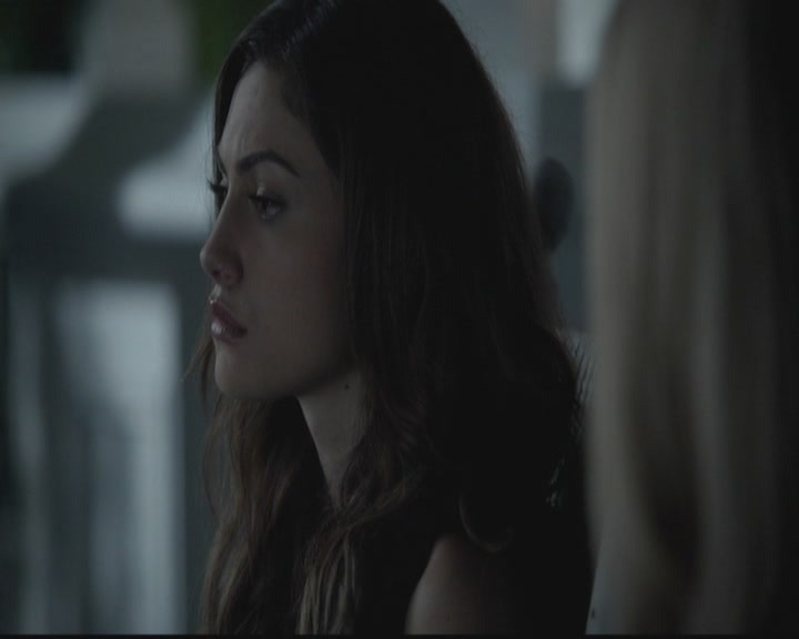 VampireDiariesWorld-dot-org_TheOriginals1x02HouseOfTheRisingSun1713.jpg