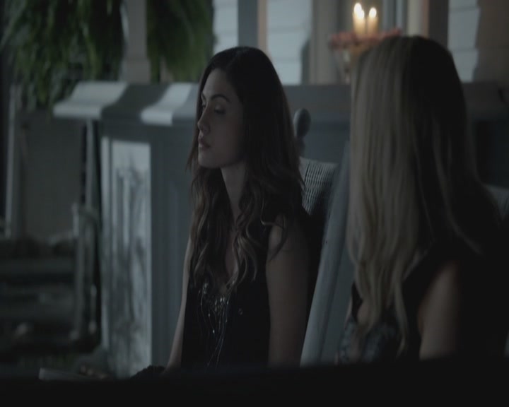 VampireDiariesWorld-dot-org_TheOriginals1x02HouseOfTheRisingSun1714.jpg