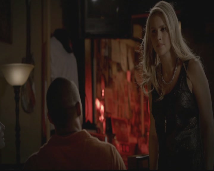 VampireDiariesWorld-dot-org_TheOriginals1x02HouseOfTheRisingSun1774.jpg